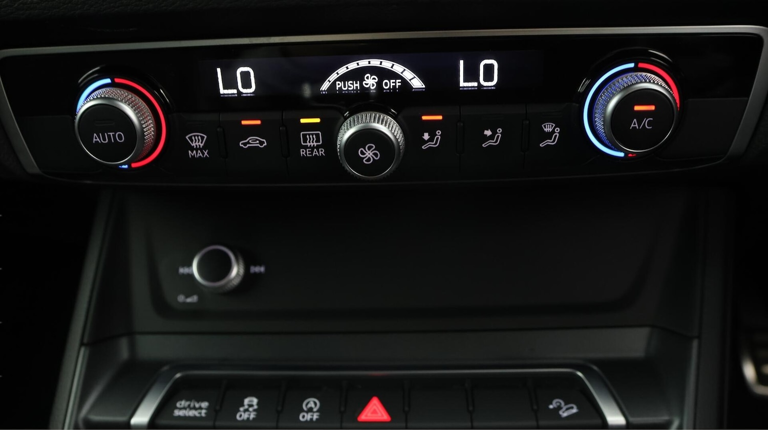 Used Audi Q3 2023 for sale - 76657646: Photo 13