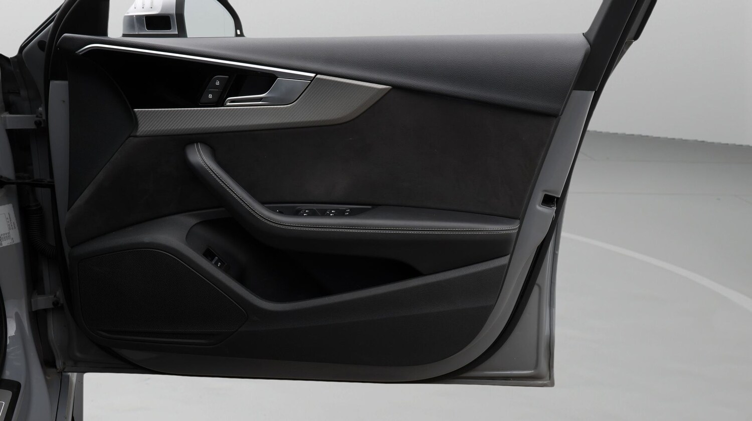 Used Audi RS4 2023 for sale - 78056891: Photo 15