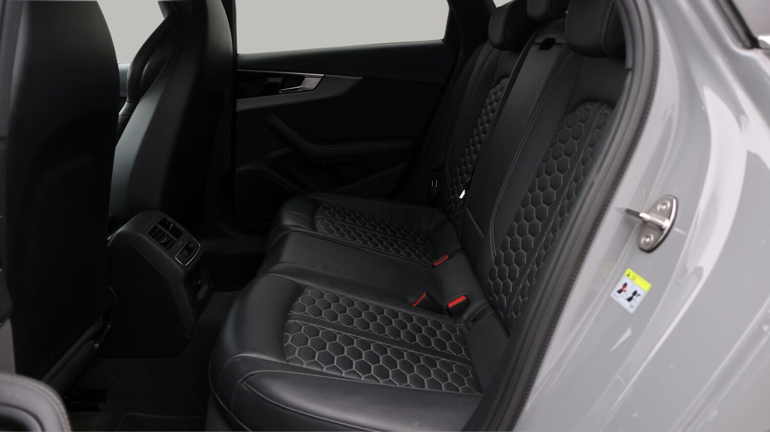 Used Audi RS4 2023 for sale - 78056891: Photo 16