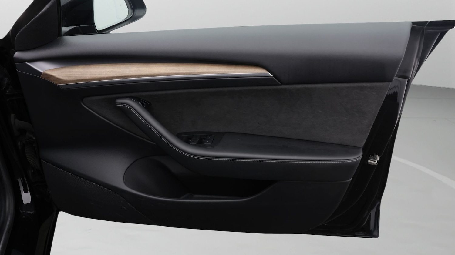 Used Tesla Model 3 2021 for sale - 77610544: Photo 15