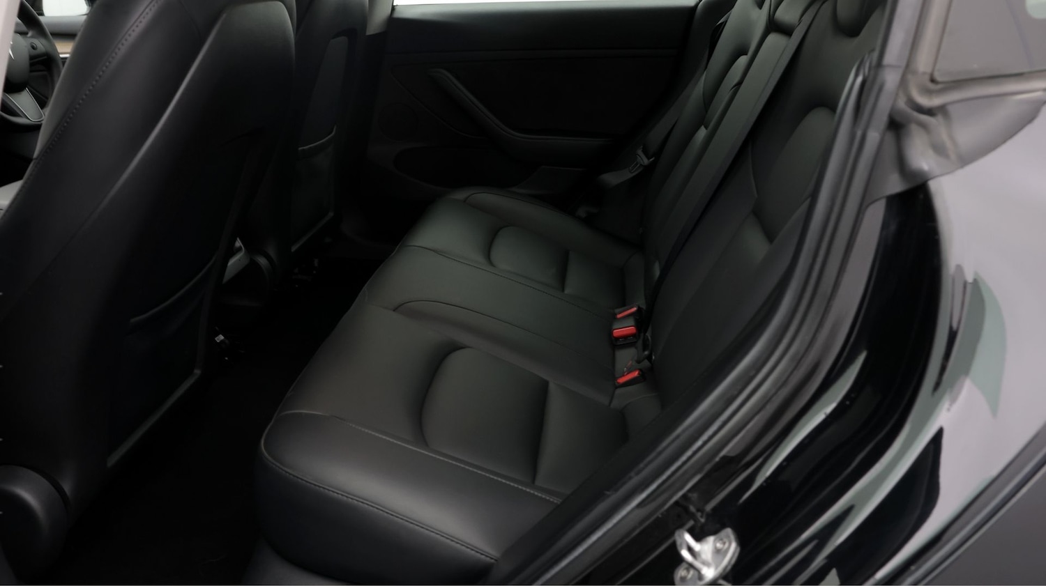 Used Tesla Model 3 2021 for sale - 77610544: Photo 16