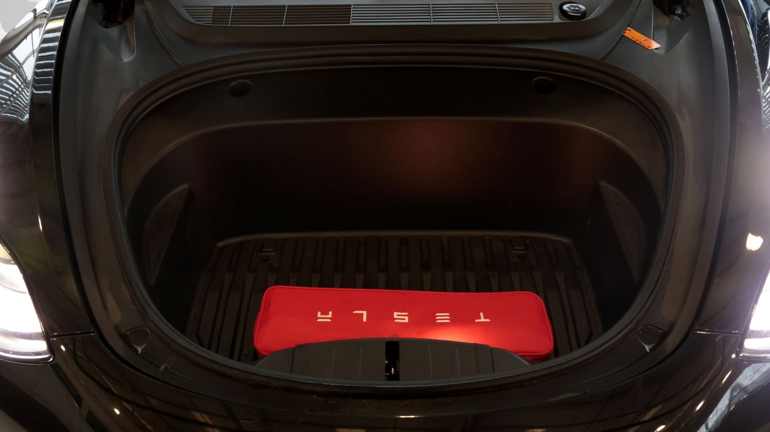 Used Tesla Model 3 2021 for sale - 77610544: Photo 19