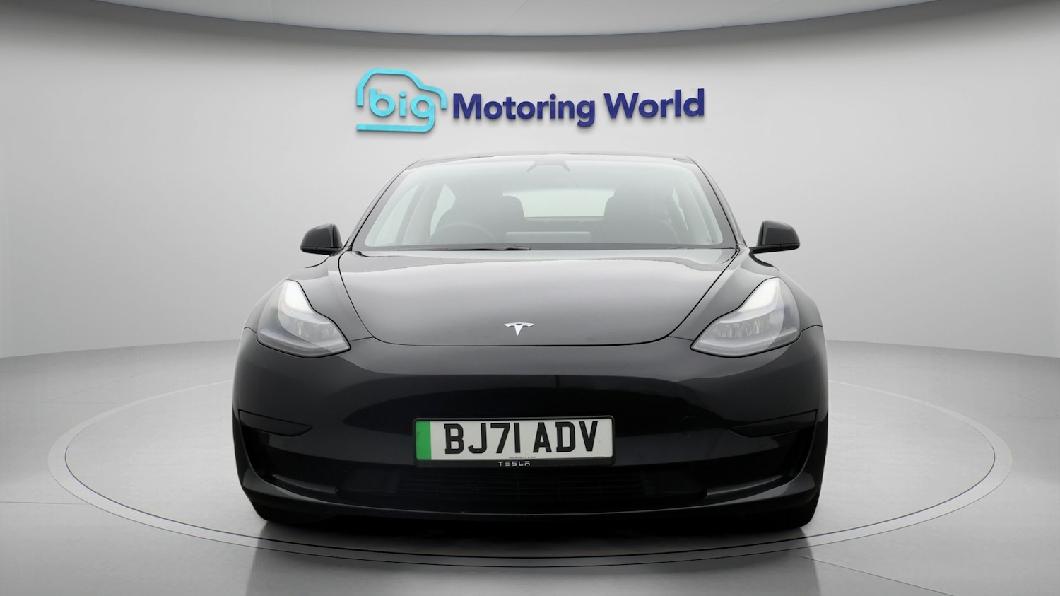 Used Tesla Model 3 2021 for sale - 77610544: Photo 2