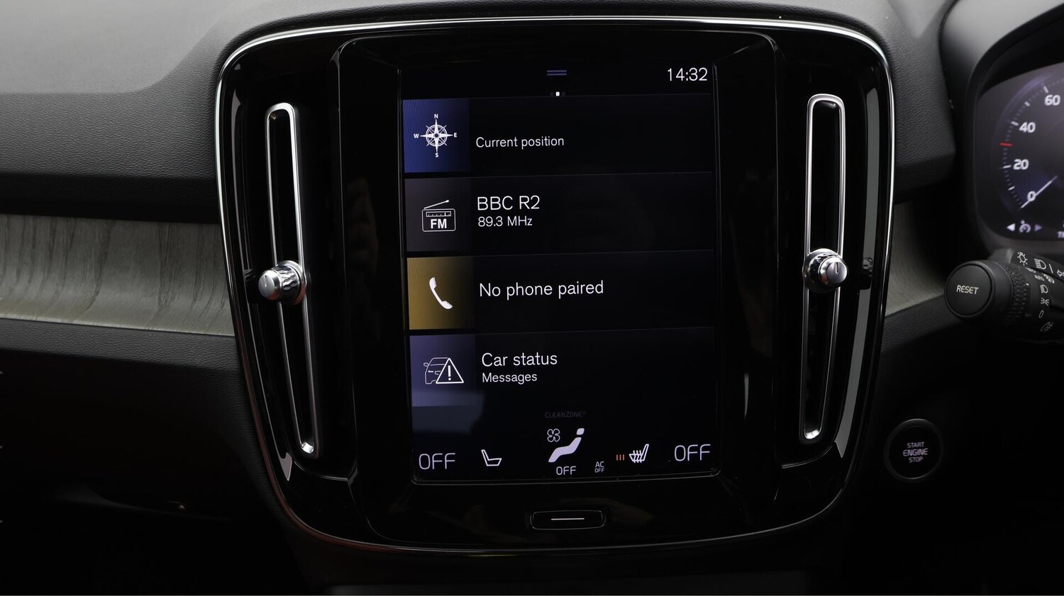 Used Volvo XC40 for sale - 76659397: Photo 12