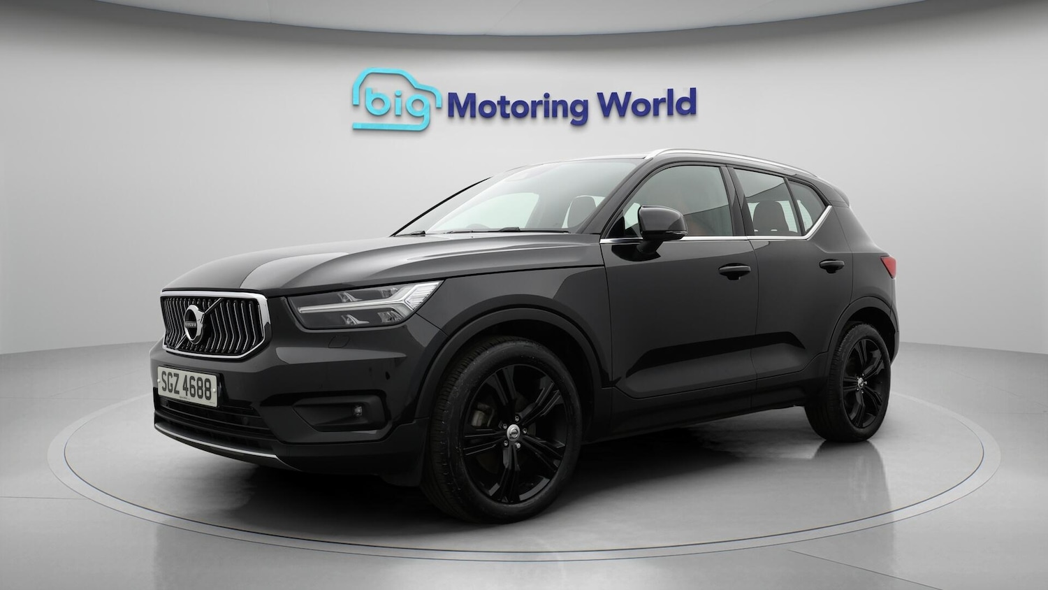 Used Volvo XC40 for sale - 76659397: Photo 4