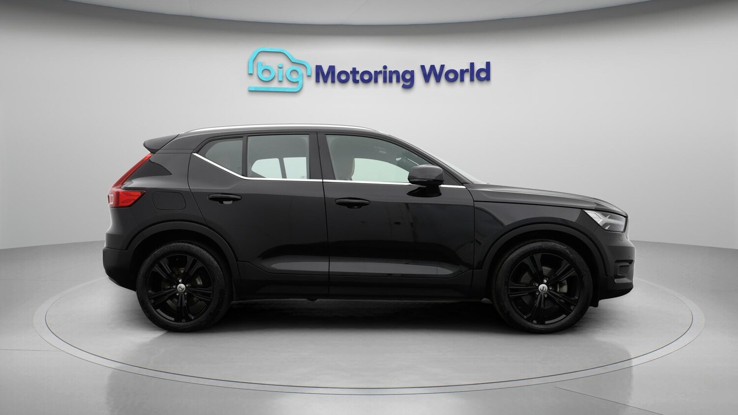 Used Volvo XC40 for sale - 76659397: Photo 9