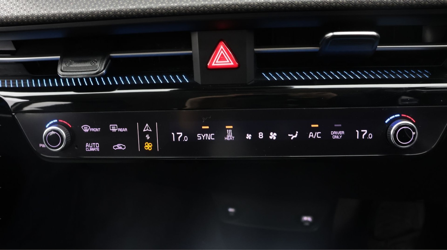 Used Kia EV6 2023 for sale - 77881381: Photo 12