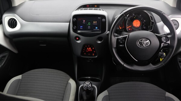 Used Toyota AYGO 2020 for sale - 76270330: Photo 14