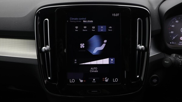 Used Volvo XC40 2022 for sale - 76247615: Photo 13