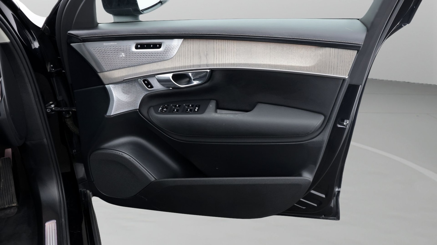 Used Volvo XC90 2025 for sale - 78112781: Photo 15