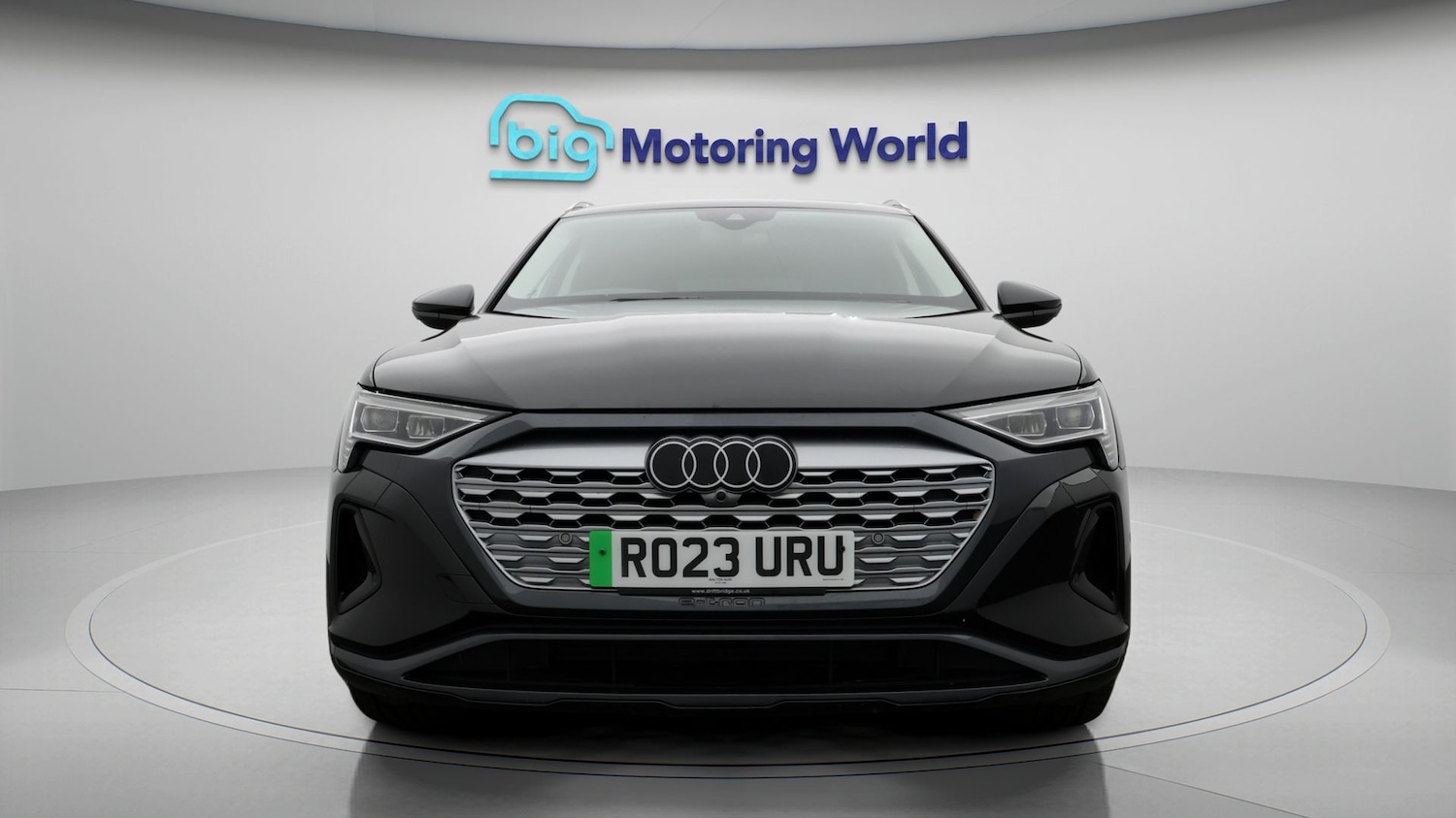 Used Audi Q8 2023 for sale - 78163716: Photo 2