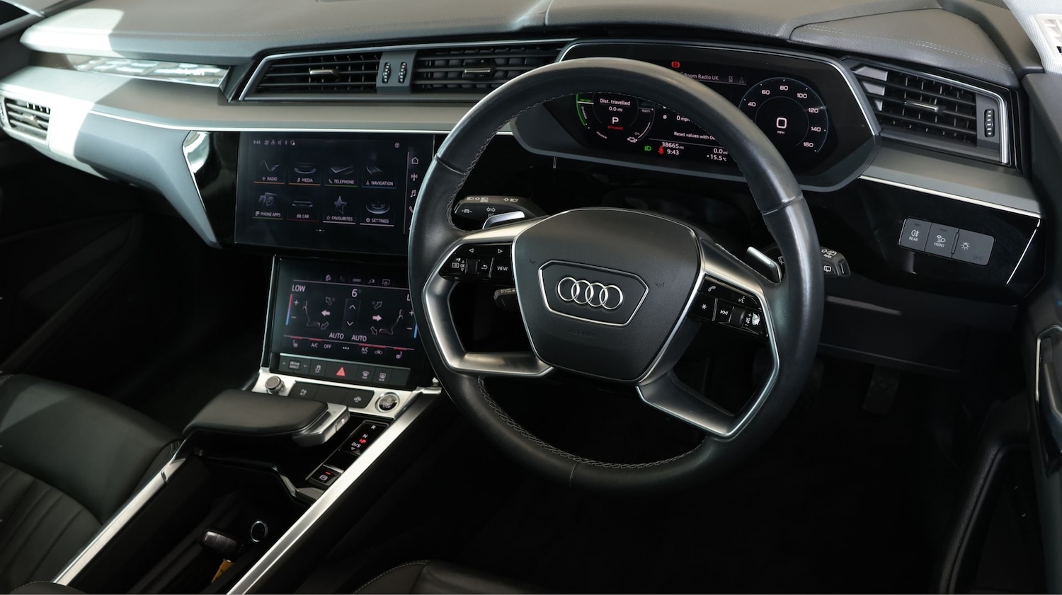 Used Audi Q8 2023 for sale - 78163716: Photo 9