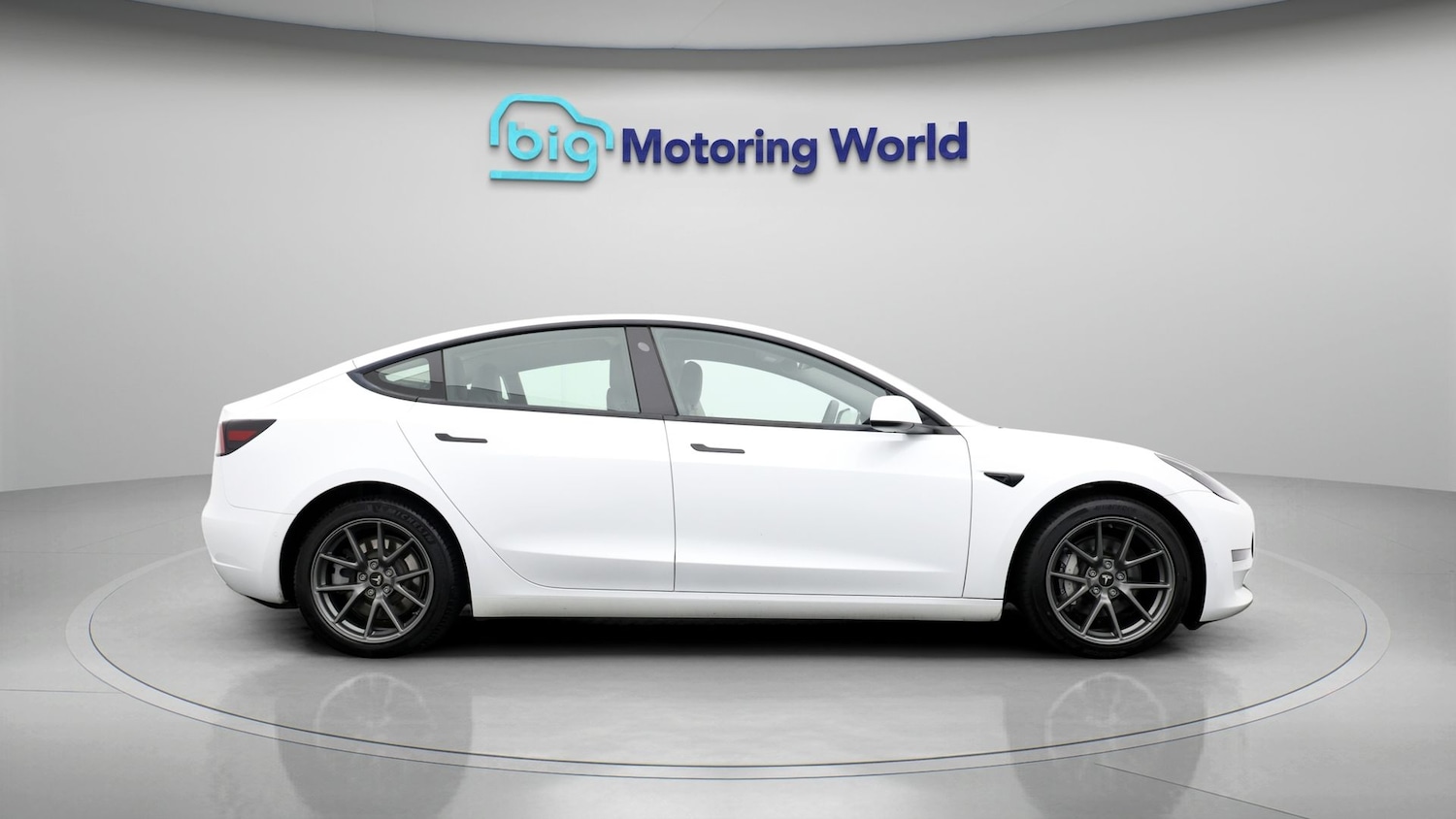 Used Tesla Model 3 2021 for sale - 77262668: Photo 8