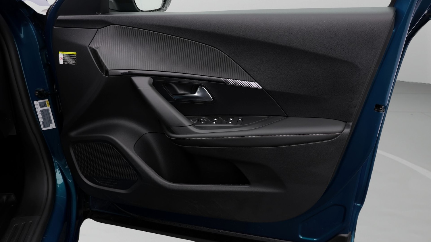 Used Peugeot 2008 for sale - 78186355: Photo 15