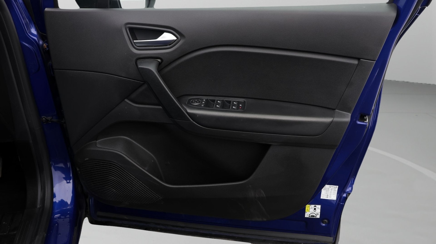 Used Renault Captur 2021 for sale - 77907759: Photo 15