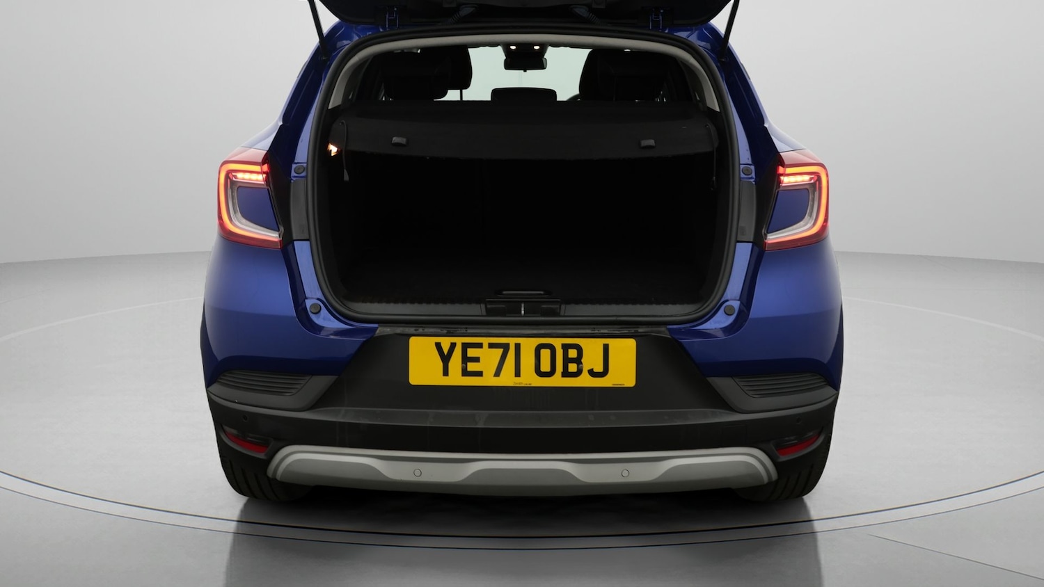 Used Renault Captur 2021 for sale - 77907759: Photo 17