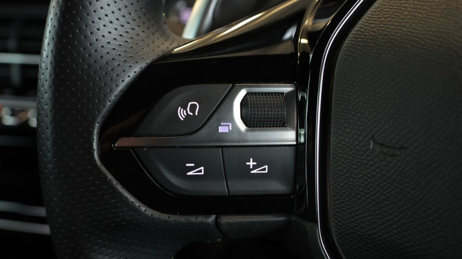 Used Peugeot 208 2022 for sale - 77692394: Photo 24