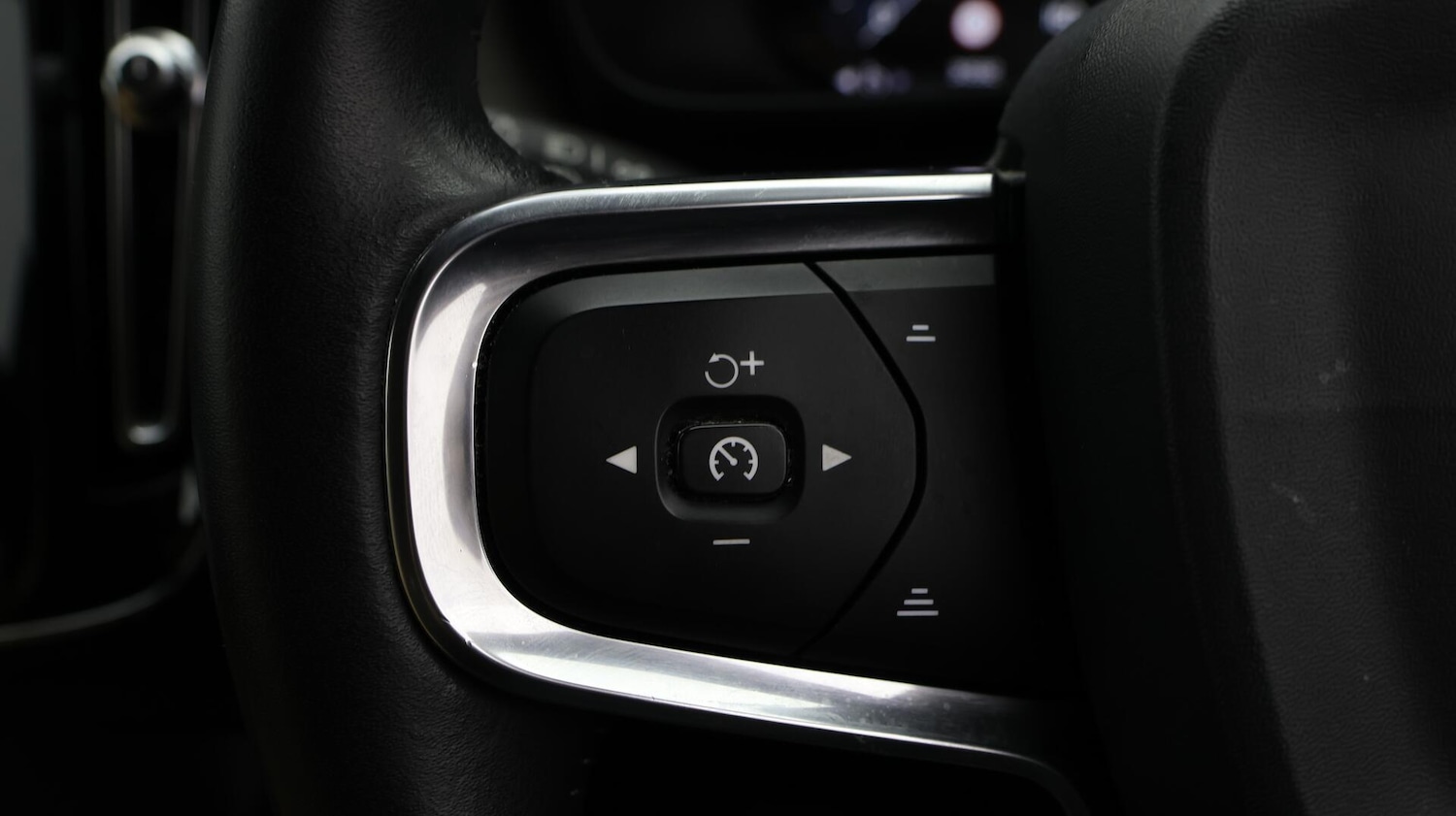 Used Volvo XC40 2019 for sale - 76714512: Photo 23