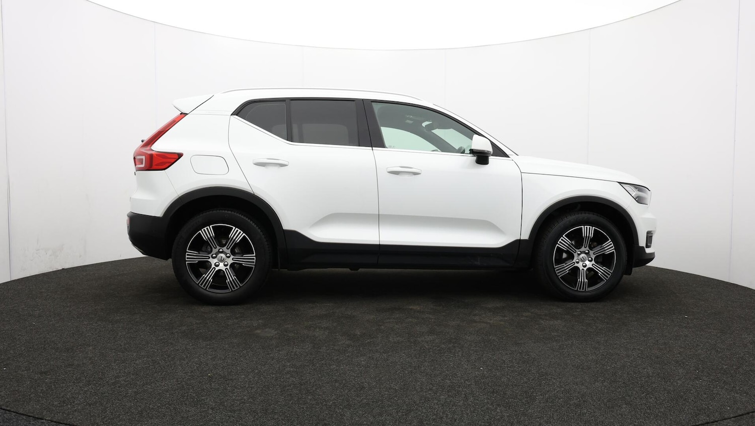 Used Volvo XC40 2019 for sale - 76714512: Photo 41