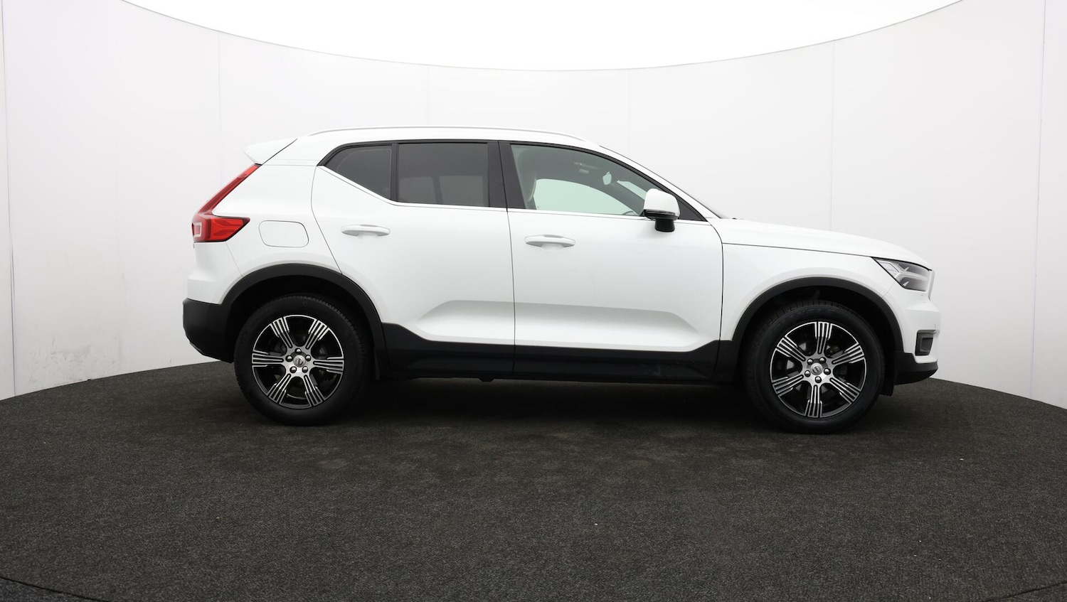 Used Volvo XC40 2019 for sale - 76714512: Photo 42