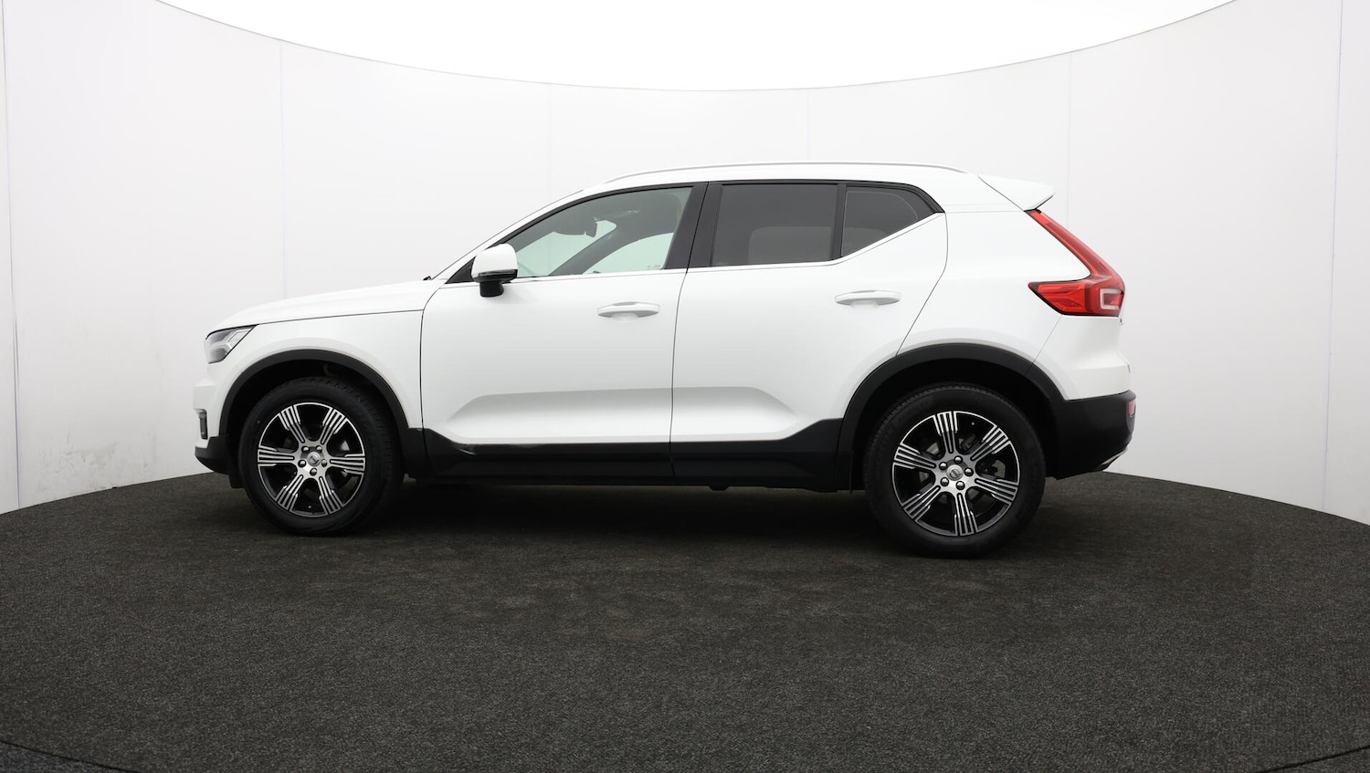 Used Volvo XC40 2019 for sale - 76714512: Photo 72