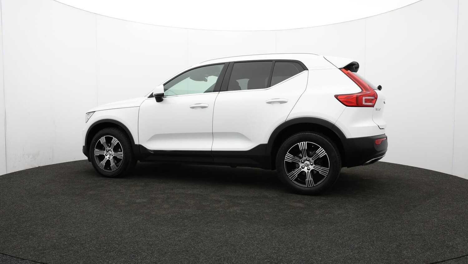 Used Volvo XC40 2019 for sale - 76714512: Photo 74