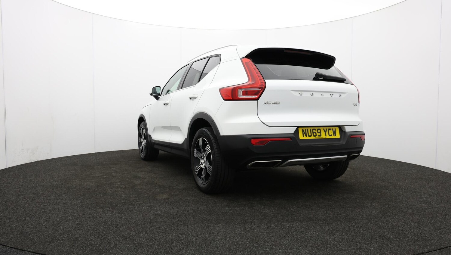 Used Volvo XC40 2019 for sale - 76714512: Photo 81