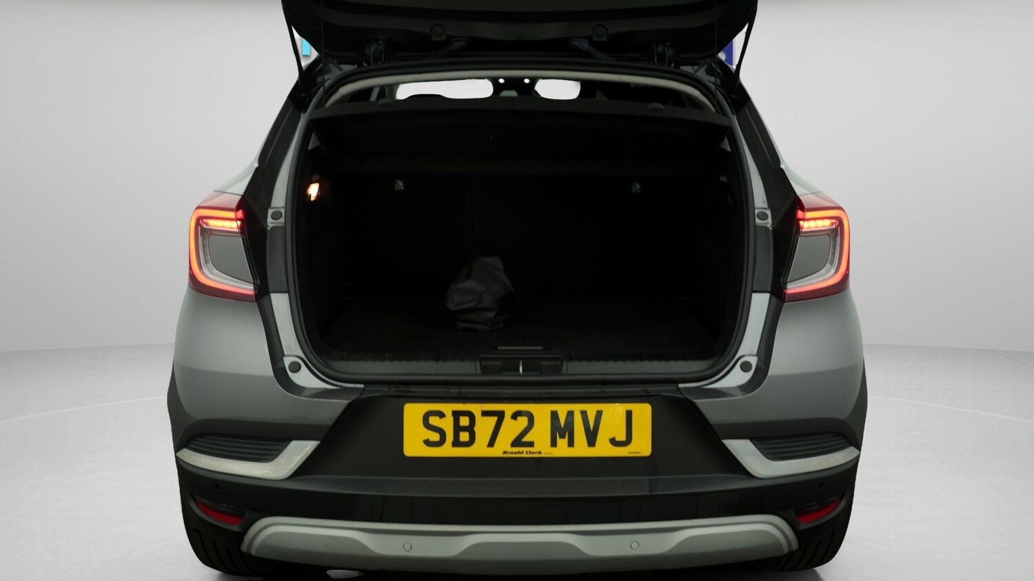 Used Renault Captur 2023 for sale - 78027562: Photo 17