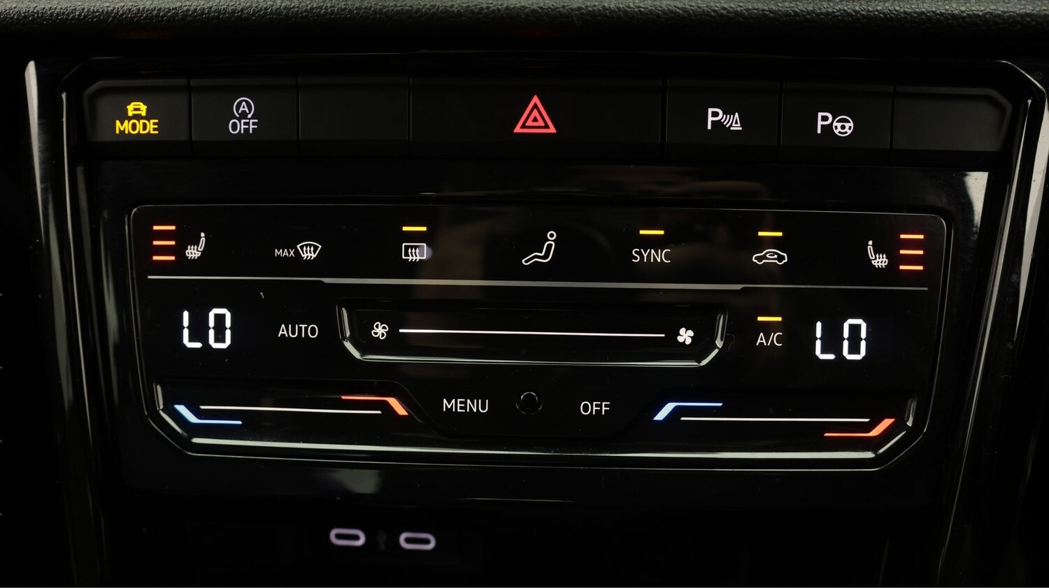 Used Volkswagen T-Roc 2022 for sale - 77715986: Photo 12