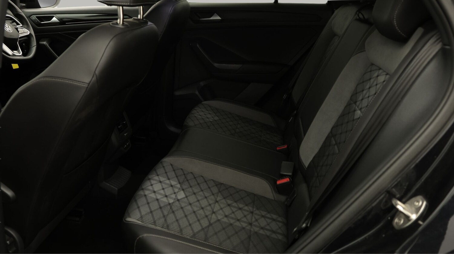 Used Volkswagen T-Roc 2022 for sale - 77715986: Photo 16