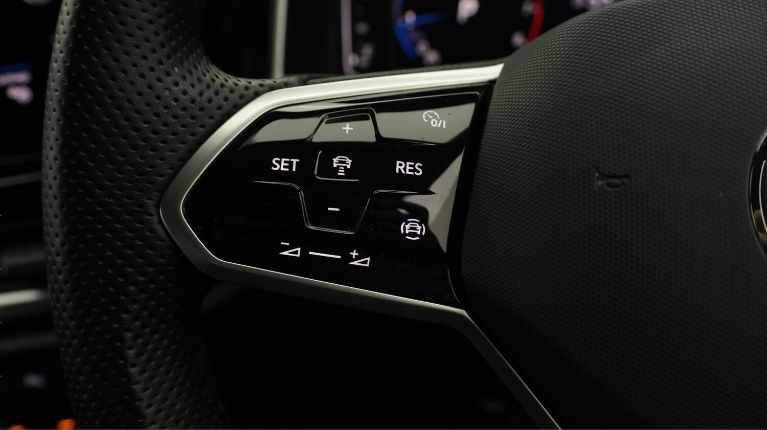 Used Volkswagen T-Roc 2022 for sale - 77715986: Photo 21