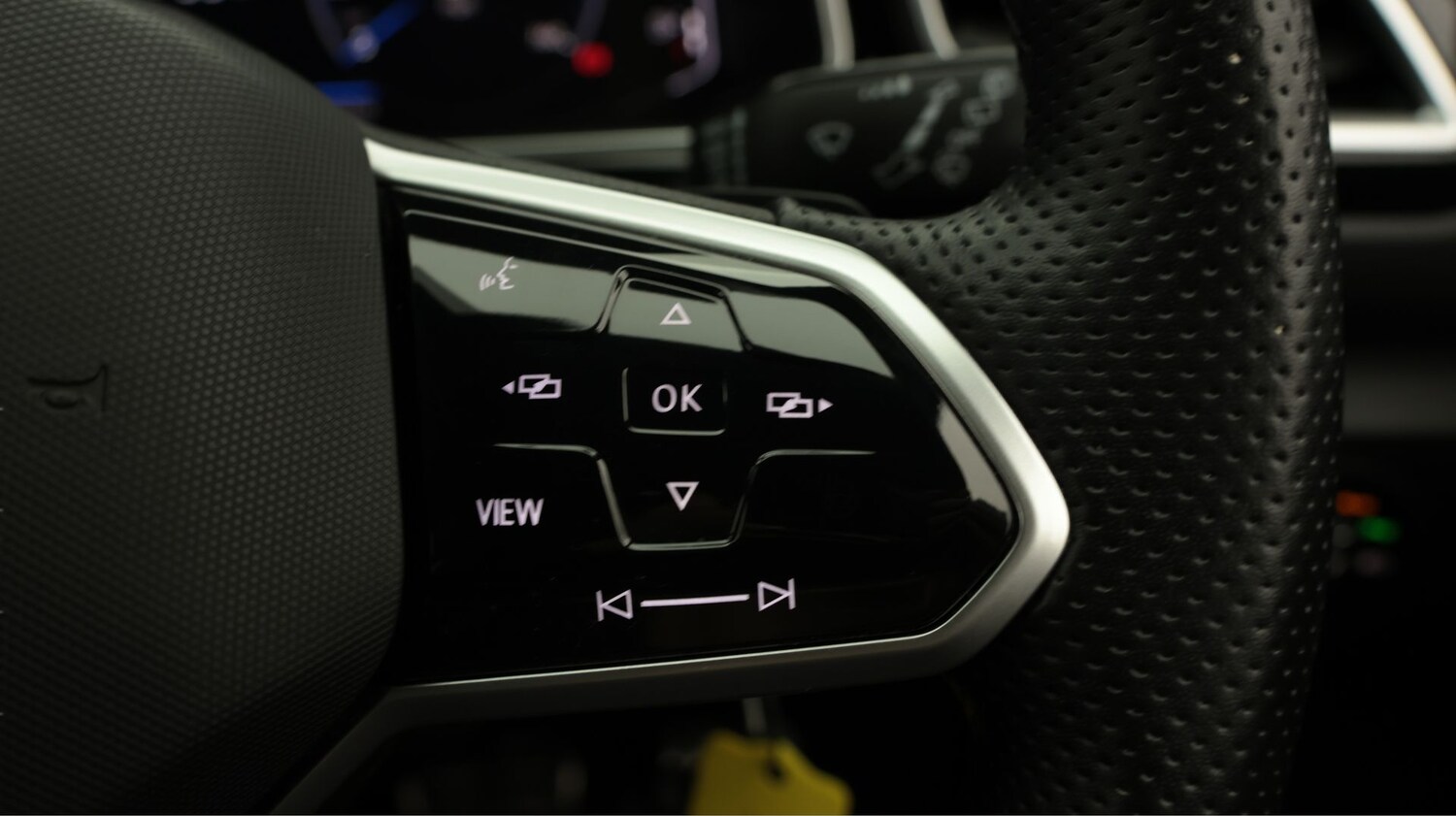 Used Volkswagen T-Roc 2022 for sale - 77715986: Photo 23