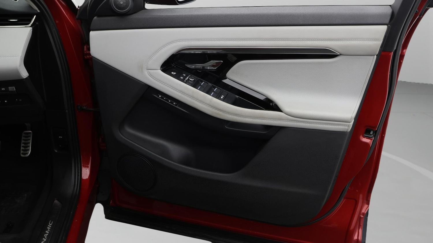 Used Land Rover Range Rover Evoque 2021 for sale - 76422976: Photo 16