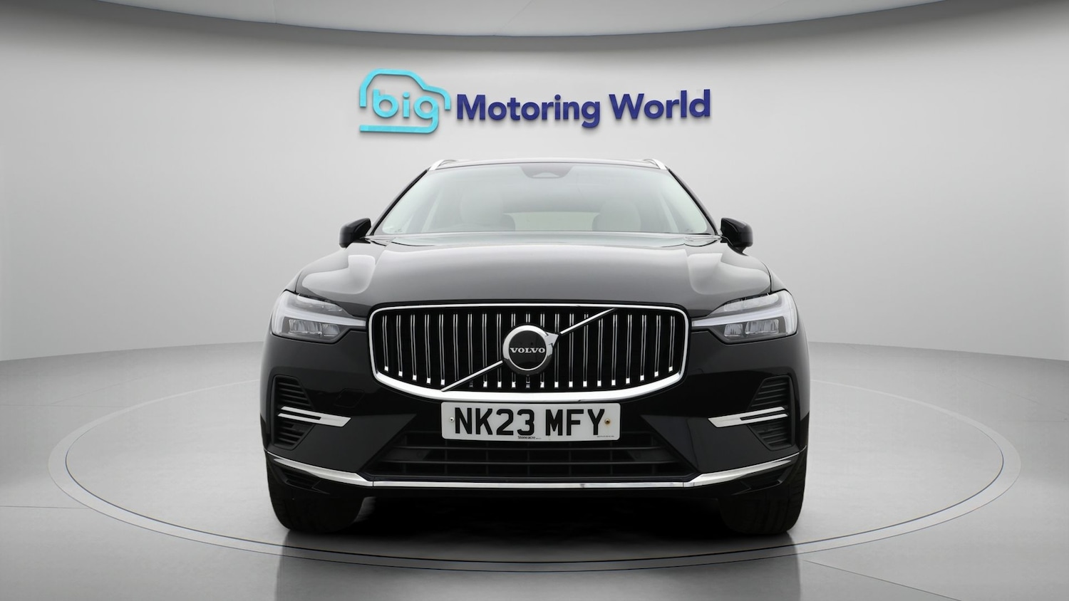 Used Volvo XC60 2023 for sale - 78035238: Photo 2