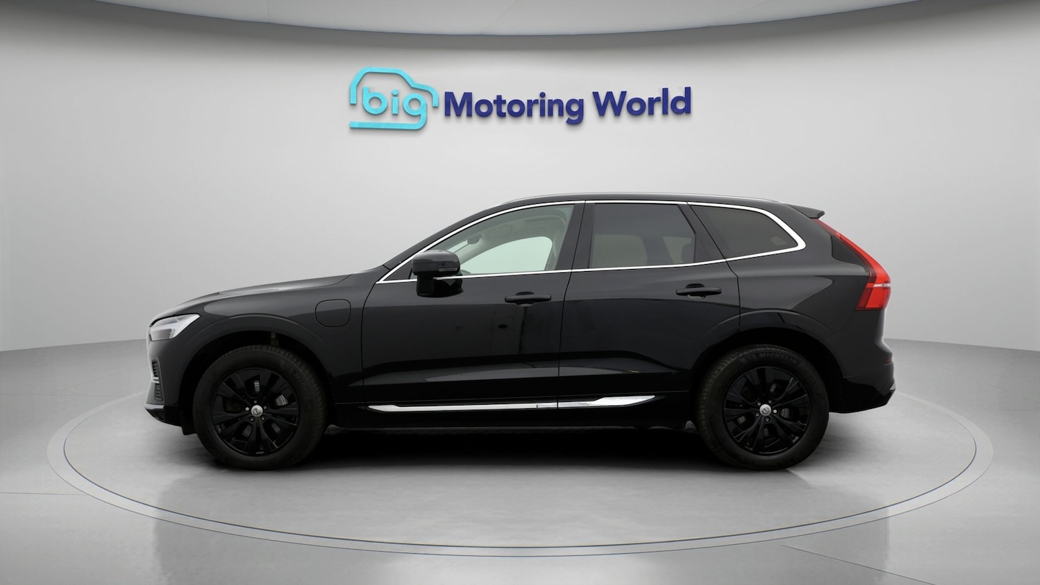 Used Volvo XC60 2023 for sale - 78035238: Photo 4