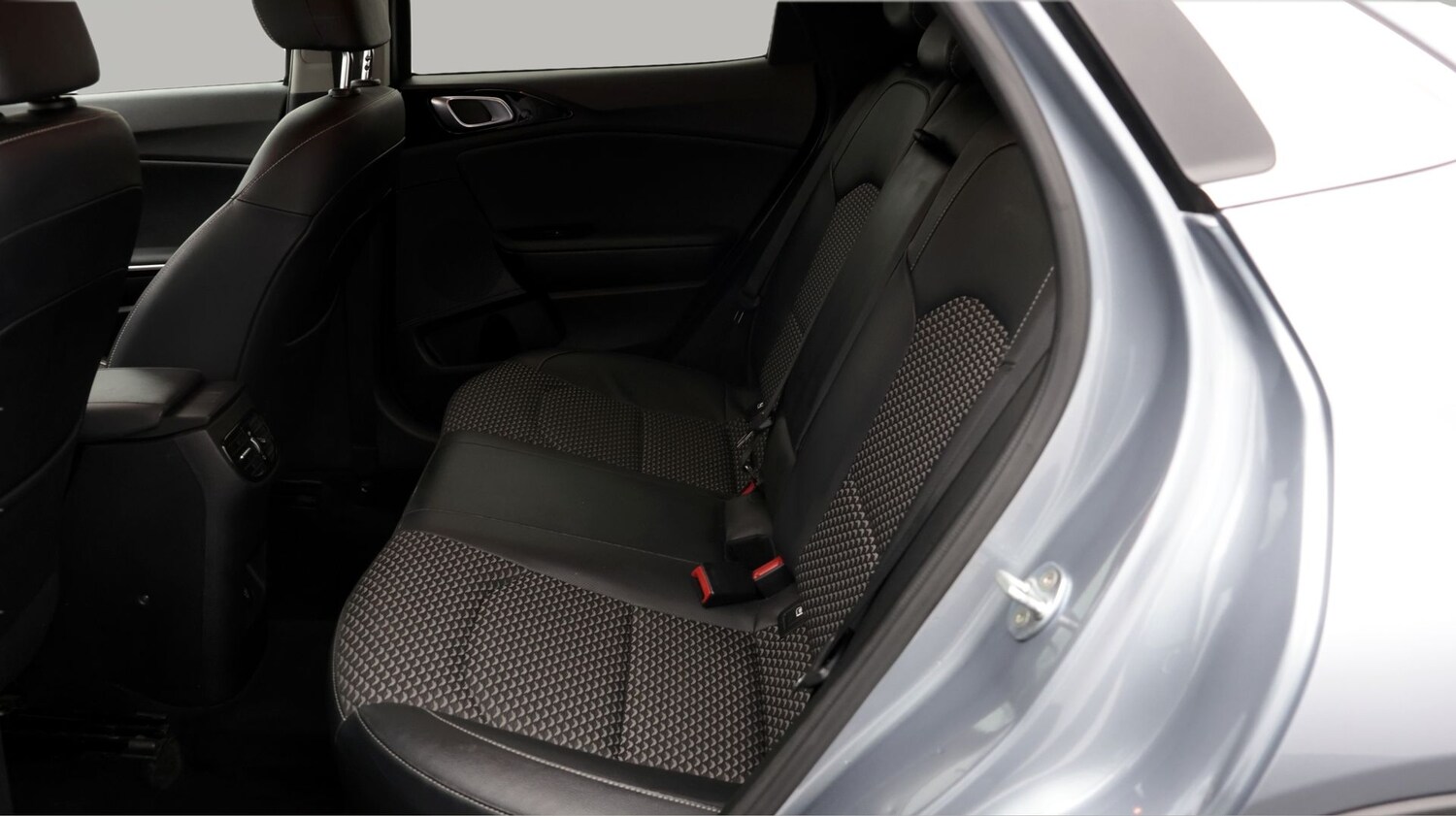 Used Kia XCeed 2023 for sale - 77585344: Photo 16