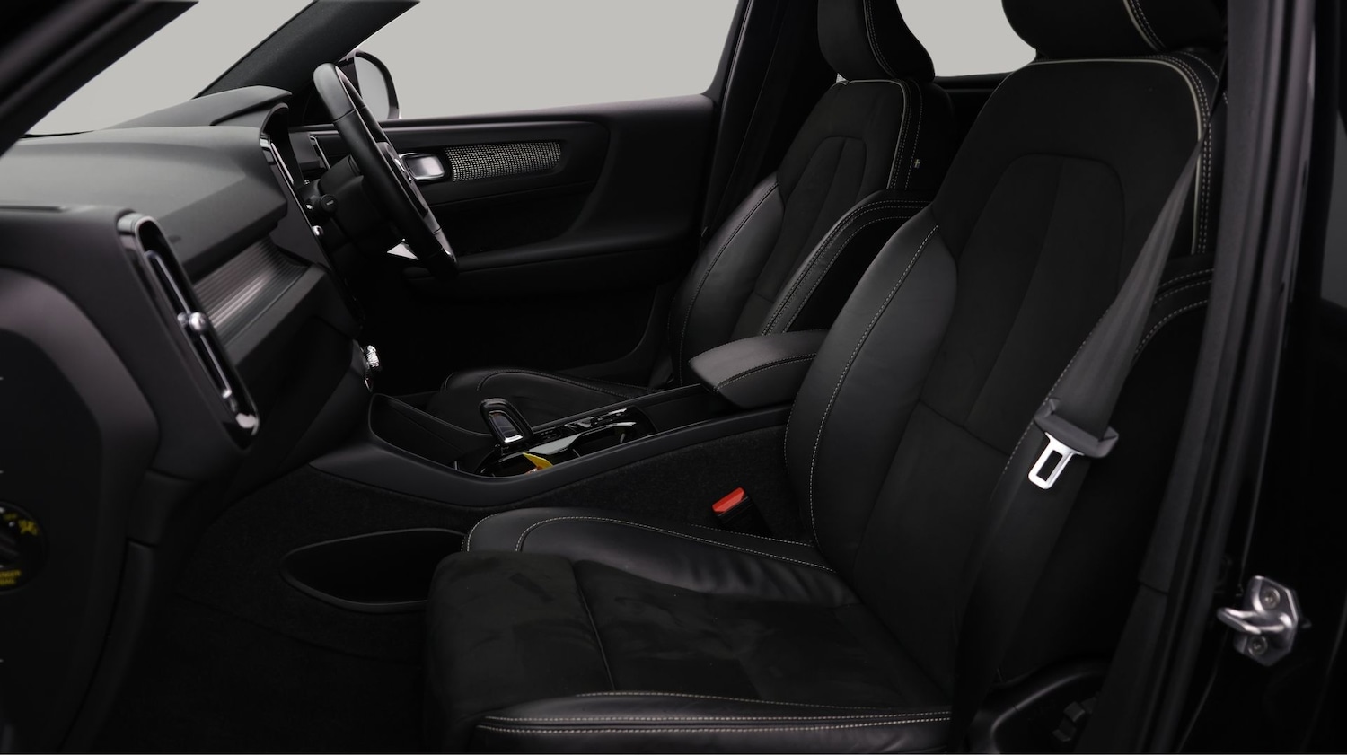 Used Volvo XC40 2021 for sale - 77412559: Photo 14