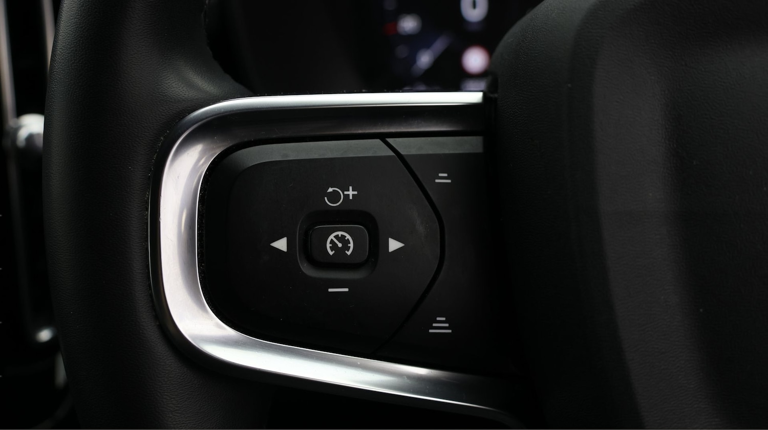 Used Volvo XC40 2021 for sale - 77412559: Photo 22