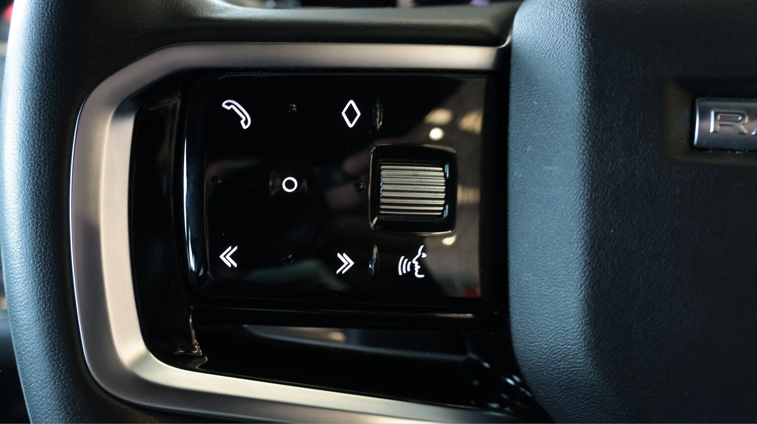 Used Land Rover Range Rover Evoque 2022 for sale - 78186252: Photo 23