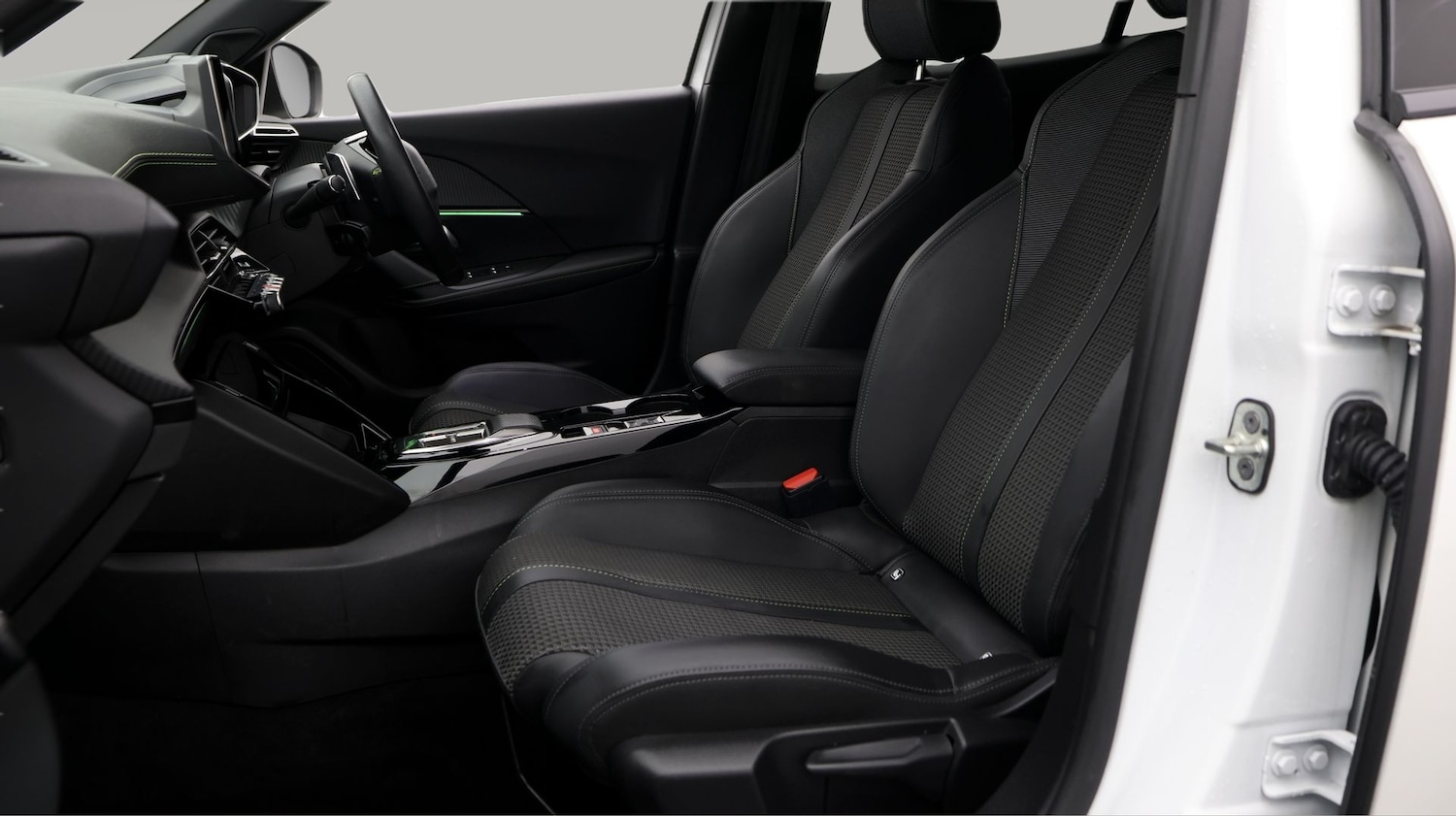 Used Peugeot 2008 2022 for sale - 77337824: Photo 14