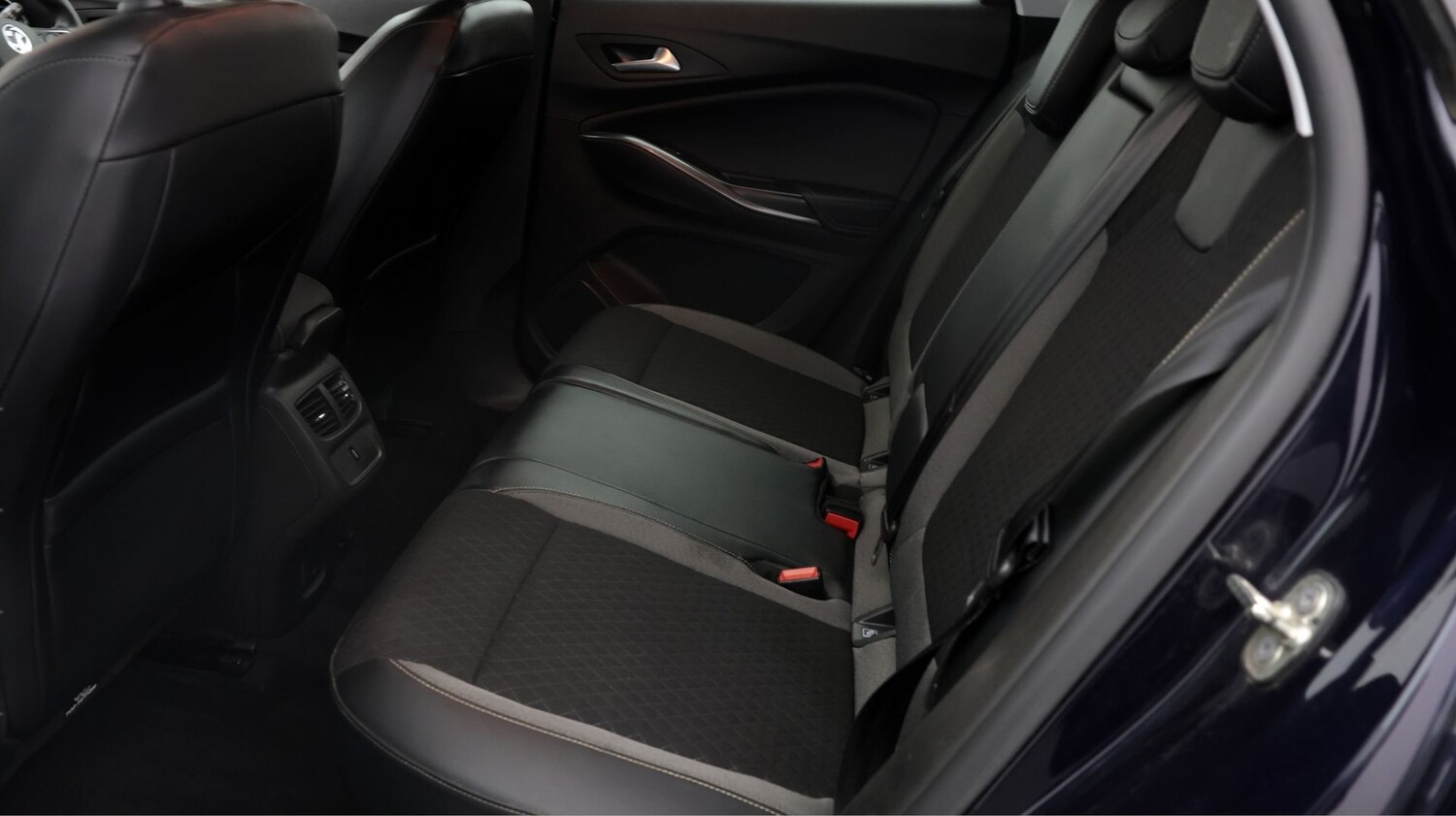 Used Vauxhall Grandland X 2019 for sale - 77840985: Photo 16