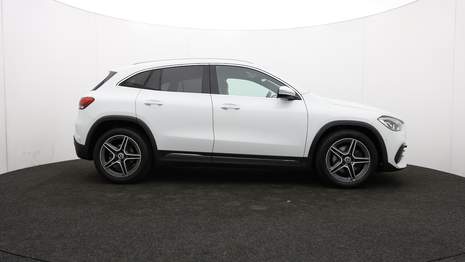 Used Mercedes-Benz GLA 2020 for sale - 76137971: Photo 44