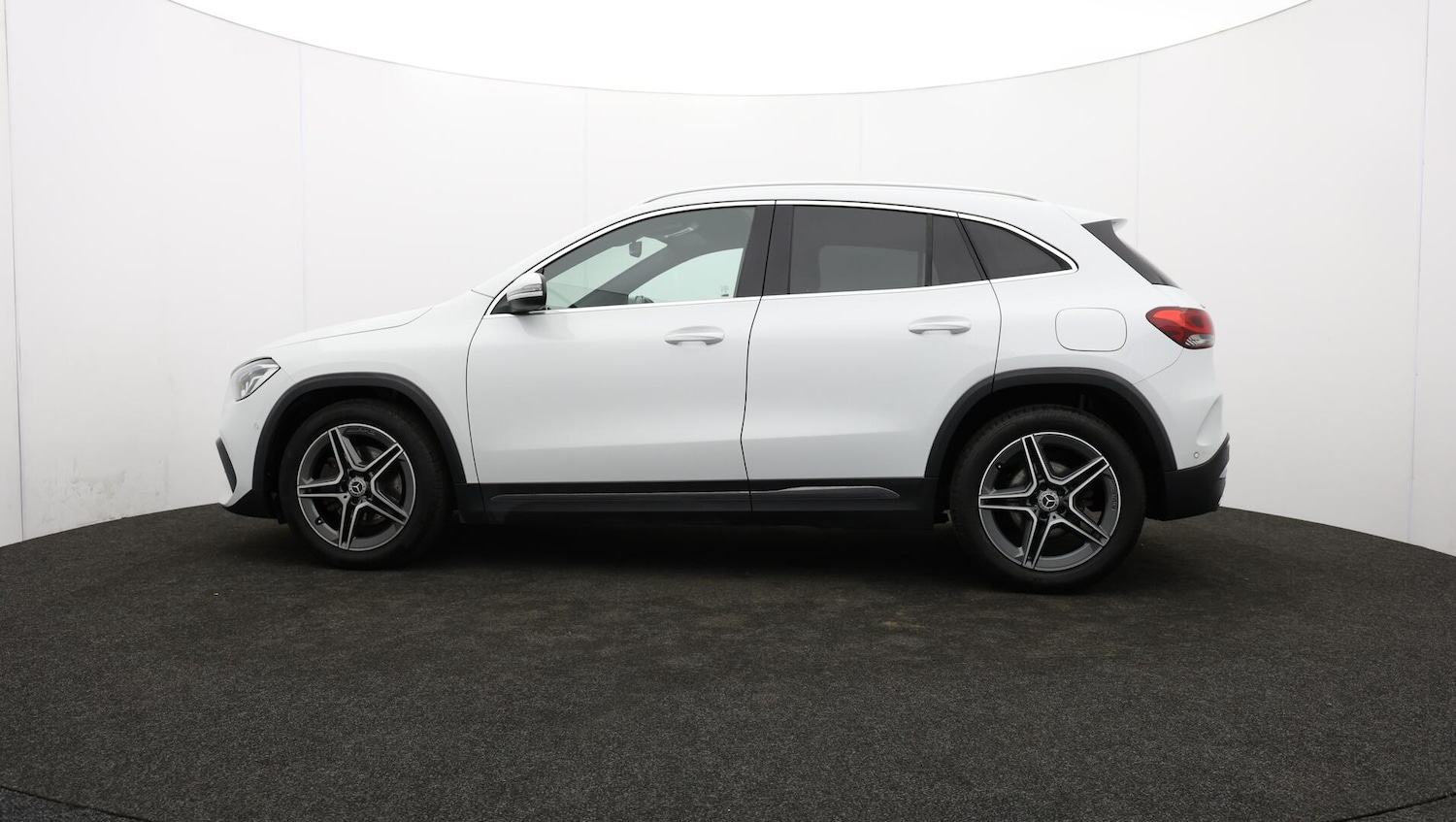Used Mercedes-Benz GLA 2020 for sale - 76137971: Photo 74