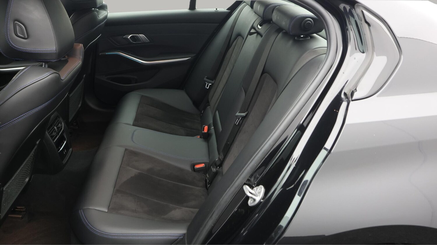 Used BMW 3 Series 2023 for sale - 76561911: Photo 17