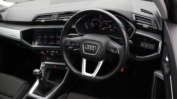 Used Audi Q3 2019 for sale - 75670134: Photo 10