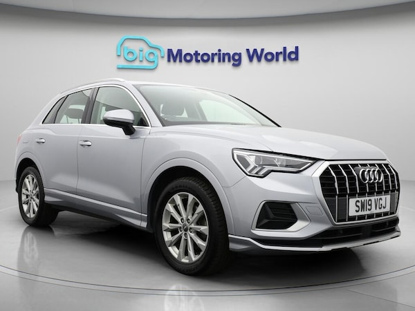Used Audi Q3 2019 for sale - 75670134: Photo 1