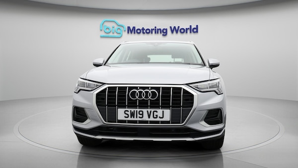 Used Audi Q3 2019 for sale - 75670134: Photo 3