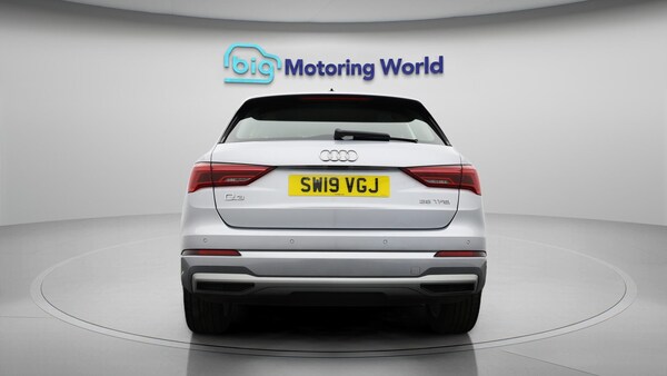 Used Audi Q3 2019 for sale - 75670134: Photo 7