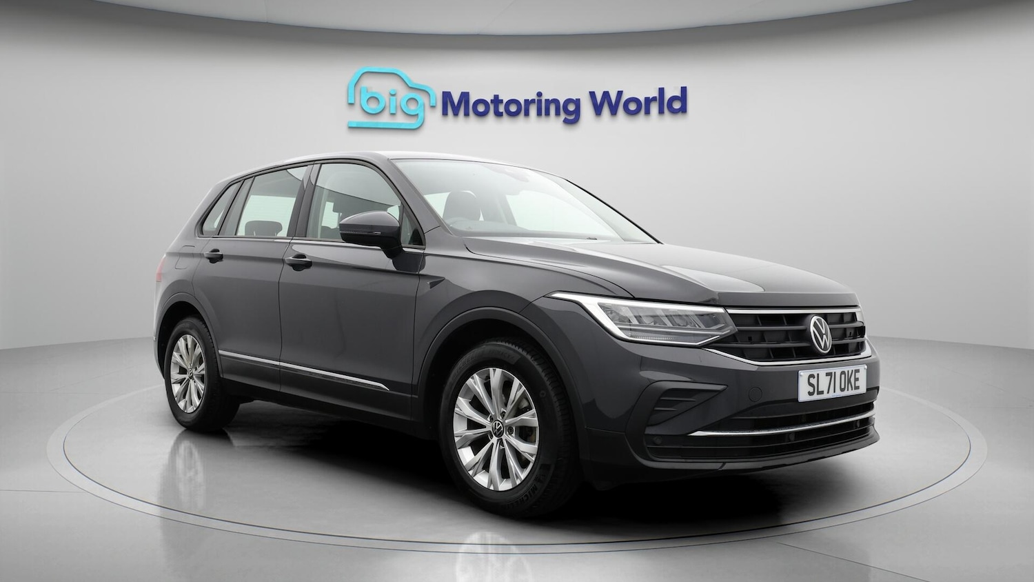 Used Volkswagen Tiguan 2021 for sale - 76700623: Photo 2