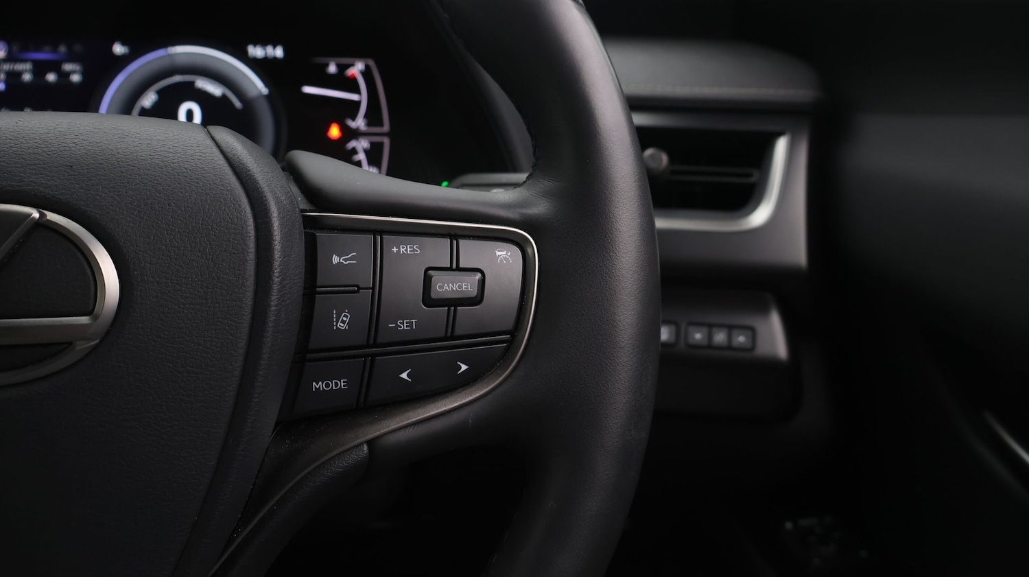 Used Lexus UX 2023 for sale - 77603911: Photo 26